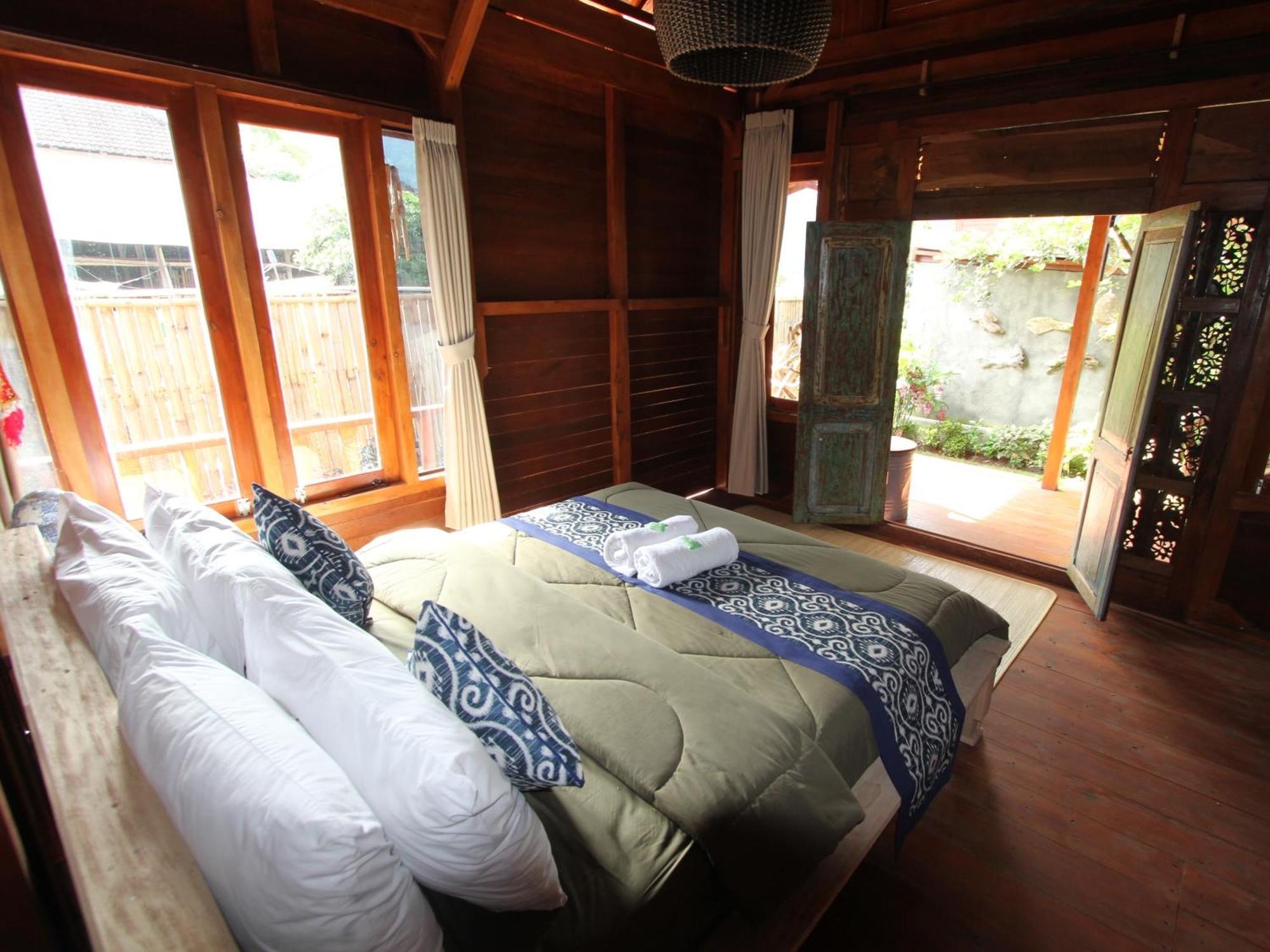 Lake Batur Cabin Kubupenlokan Екстер'єр фото
